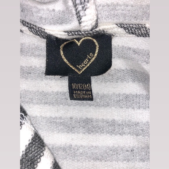 Sweater - Picture 3 of 4